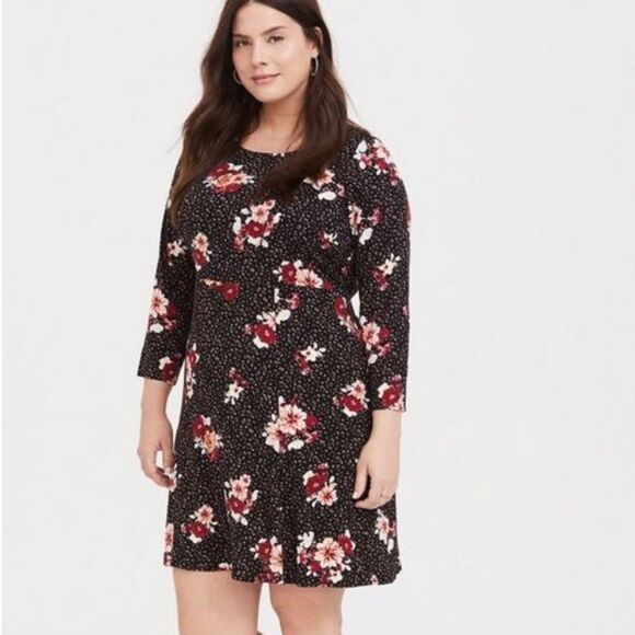 torrid Dresses & Skirts - Torrid Black Floral Challis Shift Dress Leopard 1x